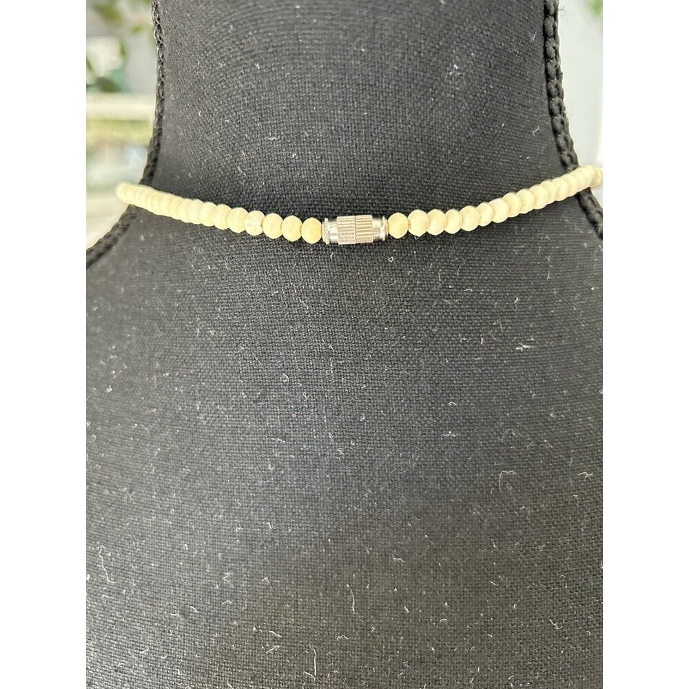 Vintage bone link Necklace with Hand Painted Floral Patterns - Picture 6 of 8